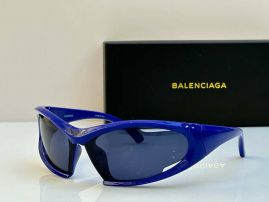 Picture of Balenciga Sunglasses _SKUfw55480631fw